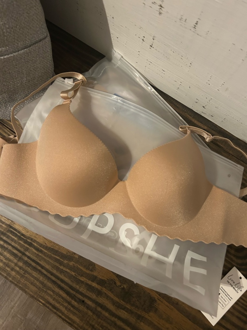Cupshe Tan Seamless Scalloped Edge T-Shirt Bra